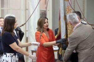 María José Catalá ha ejercido de portadora de la Real Senyera